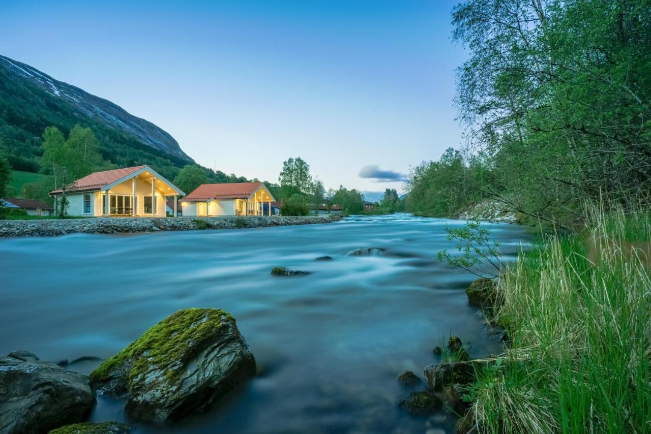 Jolstraholmen Camping Og Hytter Vassenden Exterior foto